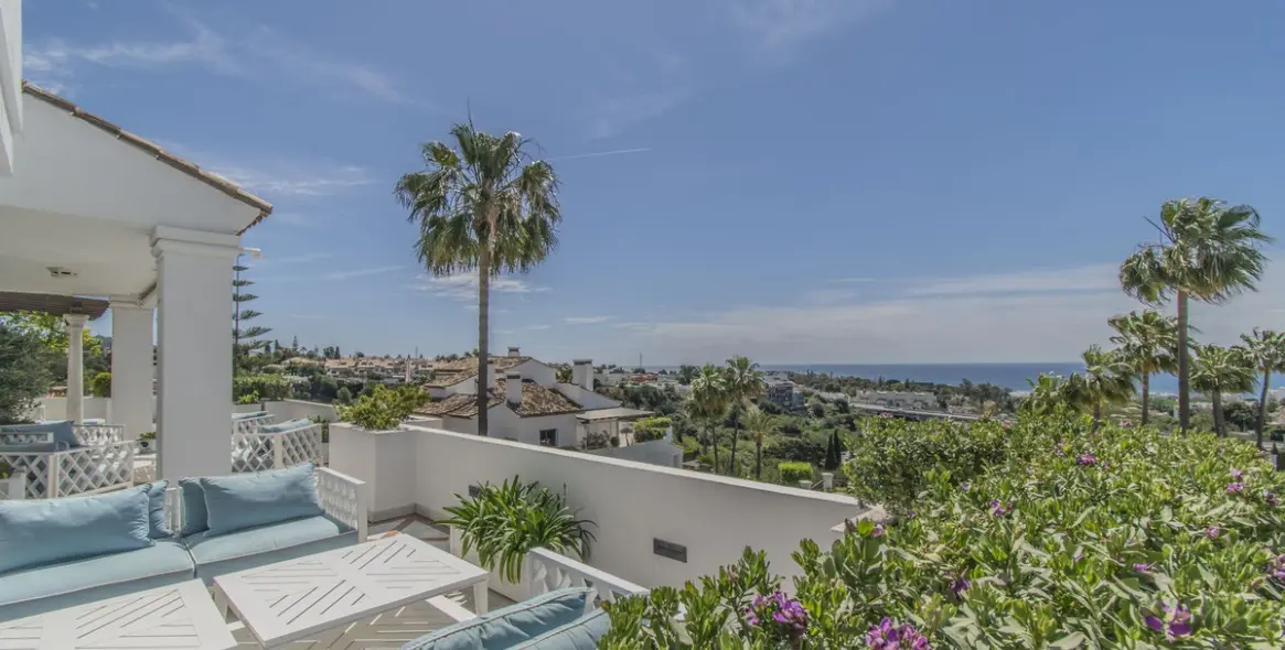 Продажа апартаментов на среднем этаже в Sierra Blanca 37