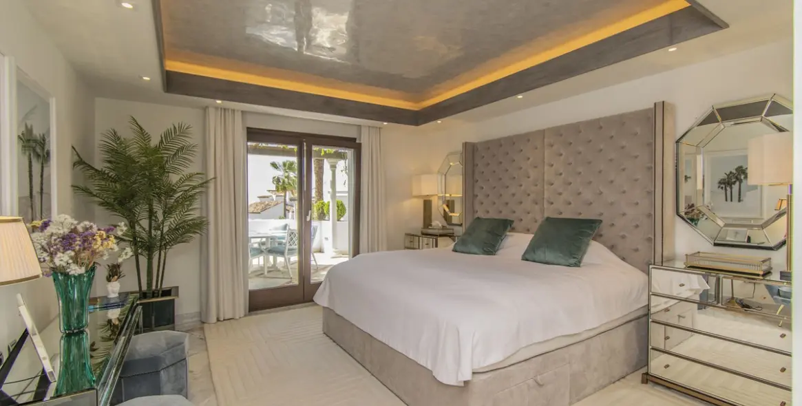 Продажа апартаментов на среднем этаже в Sierra Blanca 40