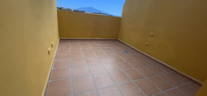 Sale of hotel in Cancelada 3