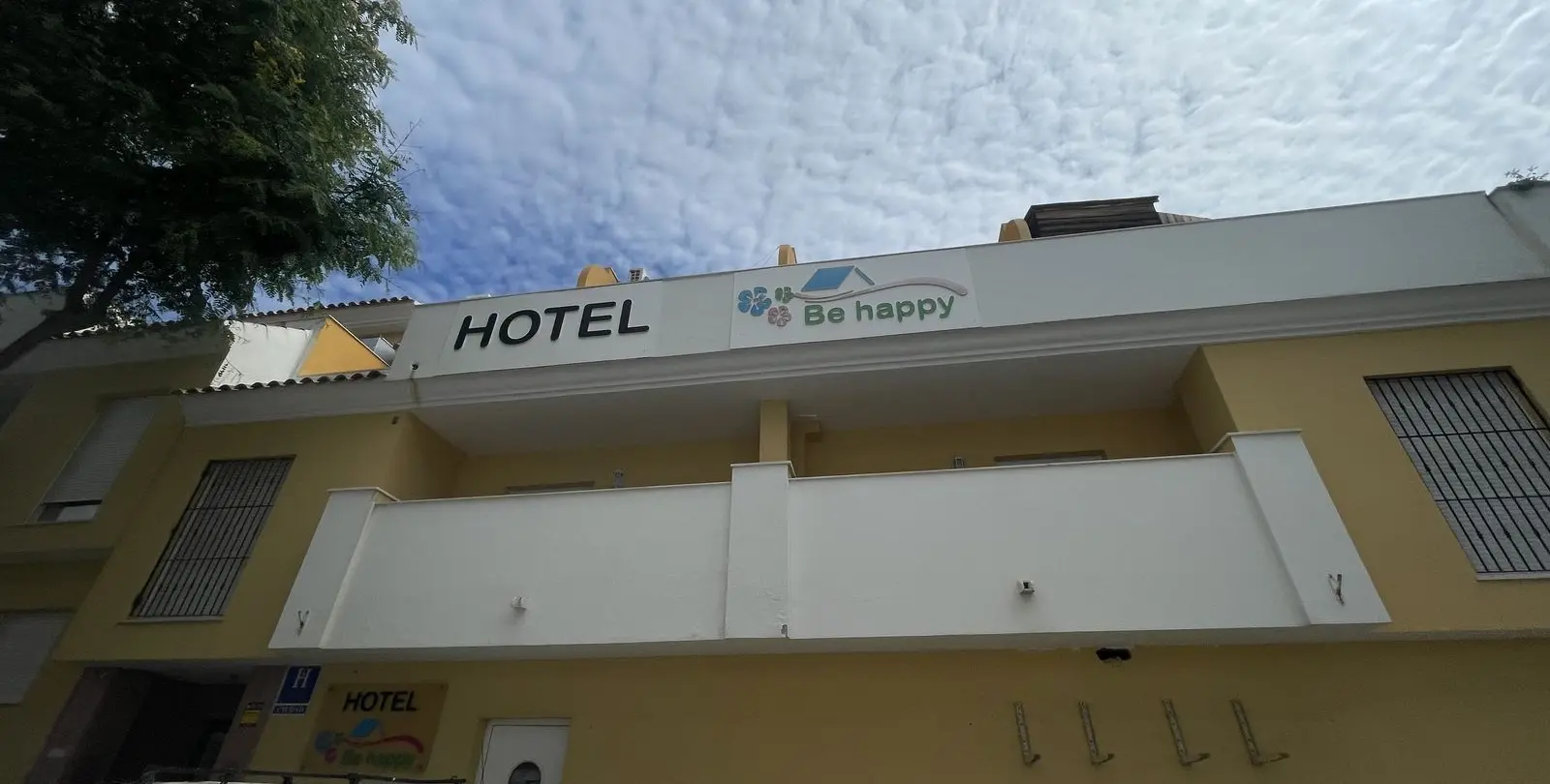 Sale of hotel in Cancelada 2