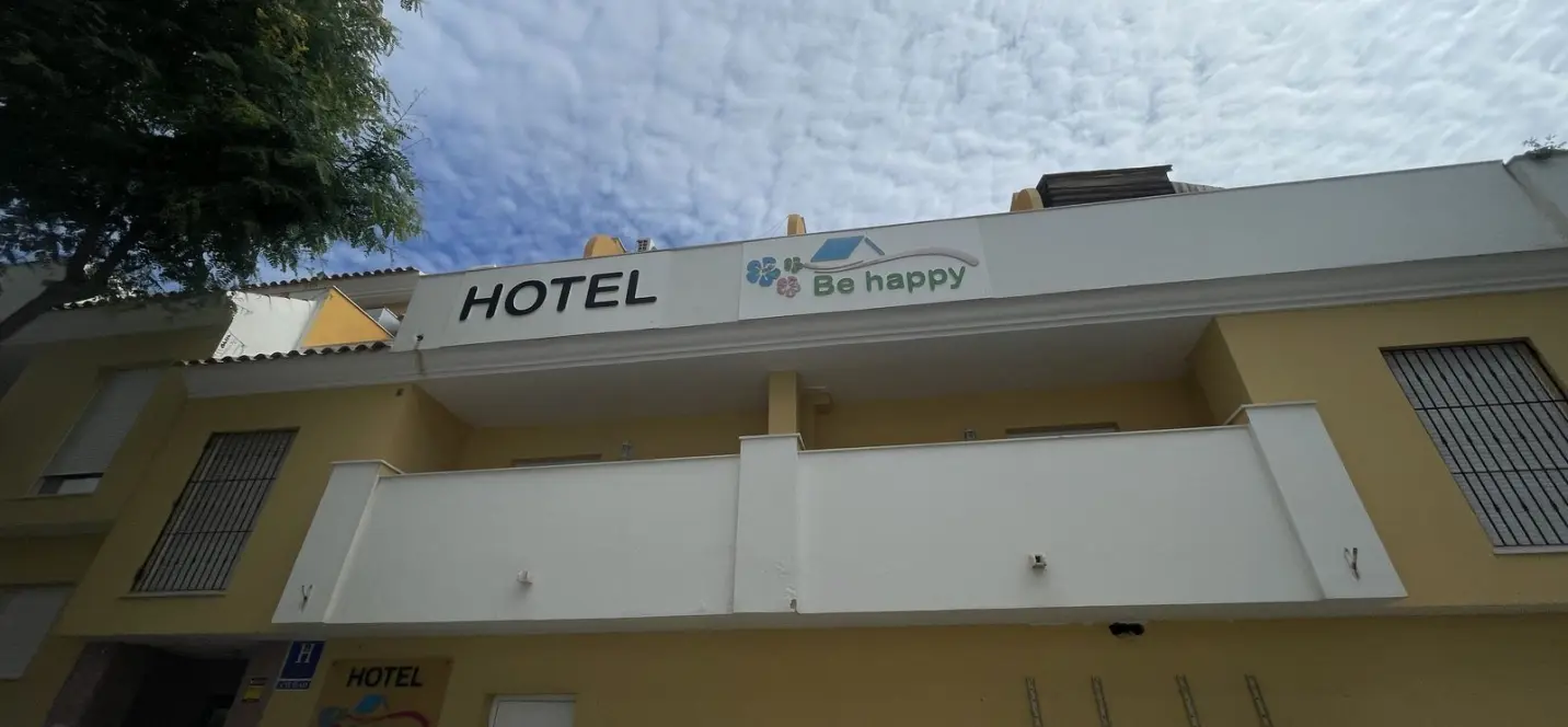 Sale of hotel in Cancelada 1