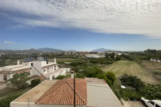 Image 8 thumb