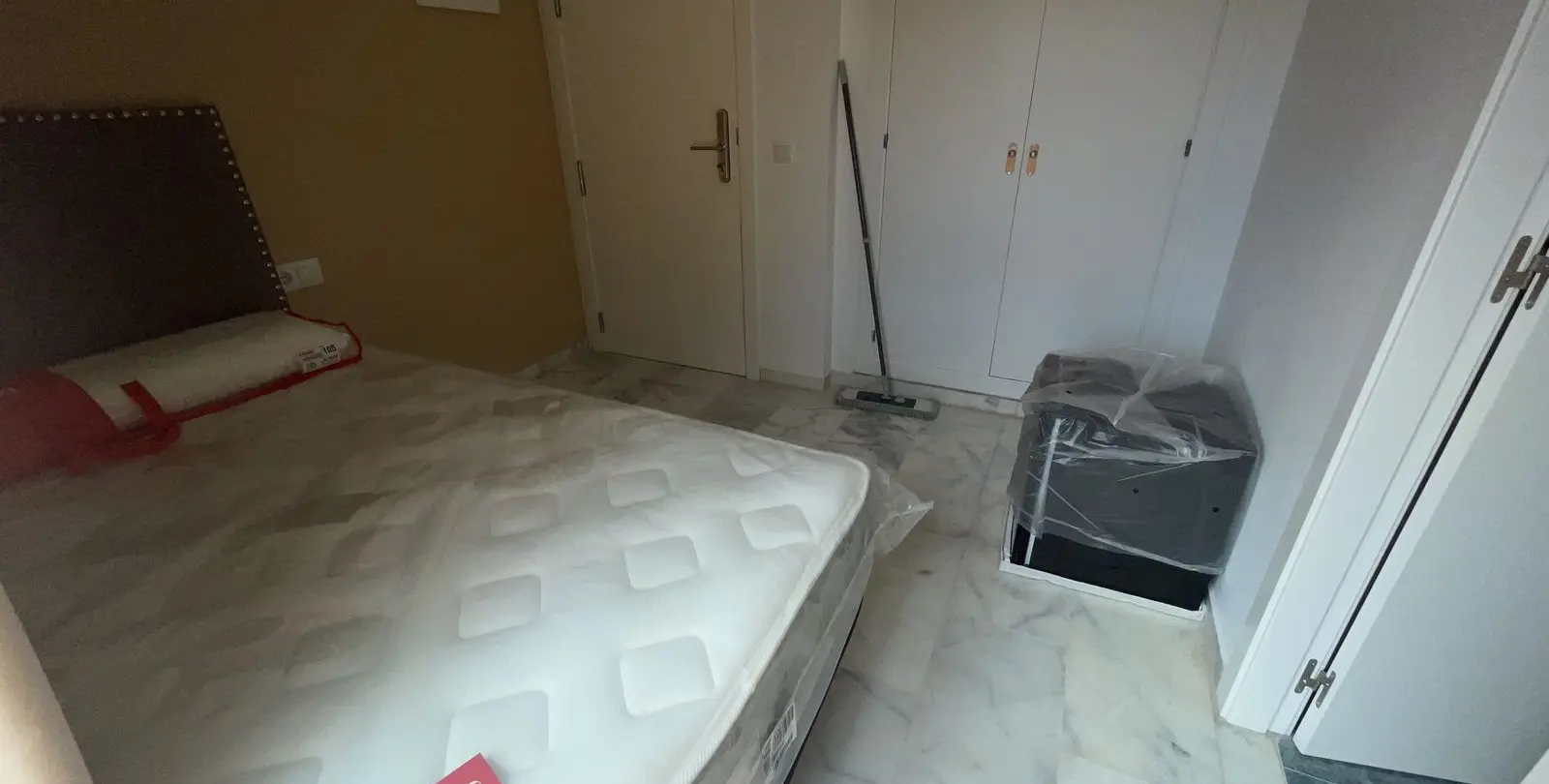 Sale of hotel in Cancelada 9