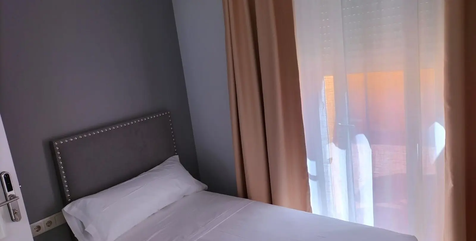 Sale of hotel in Cancelada 22