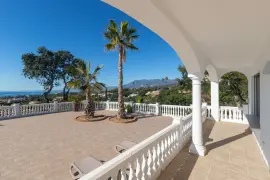 Image 4 thumb