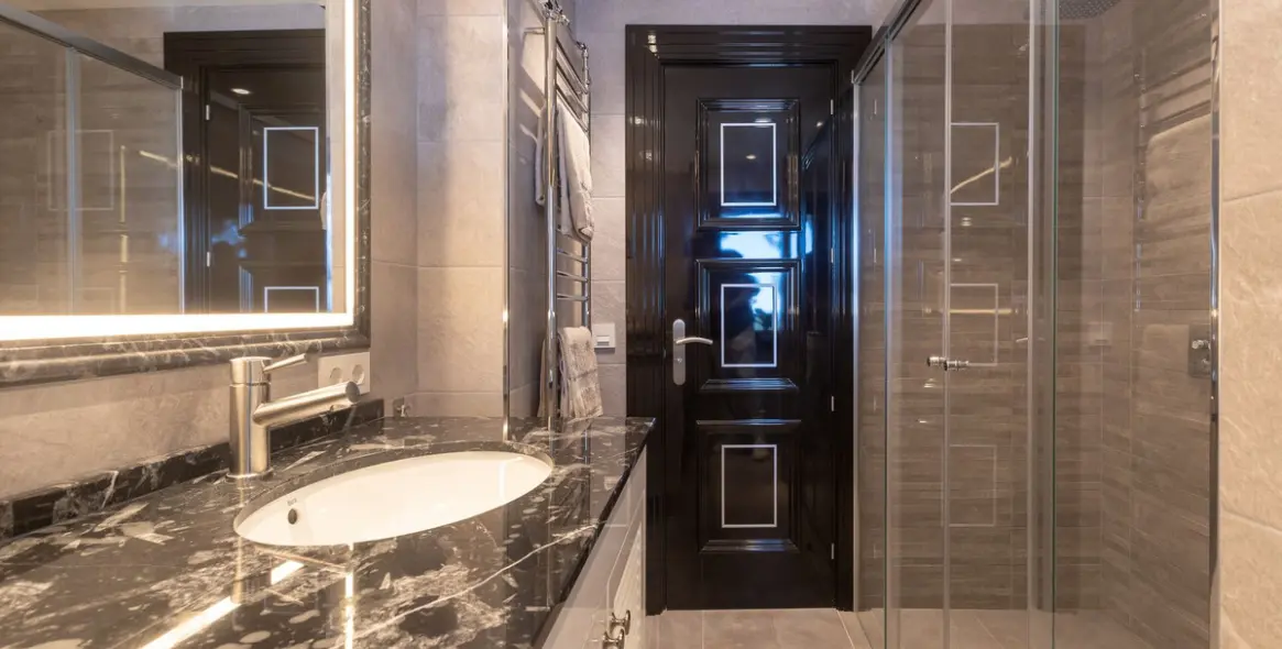 Продажа  отдельно стоящей виллы в Elviria 36
