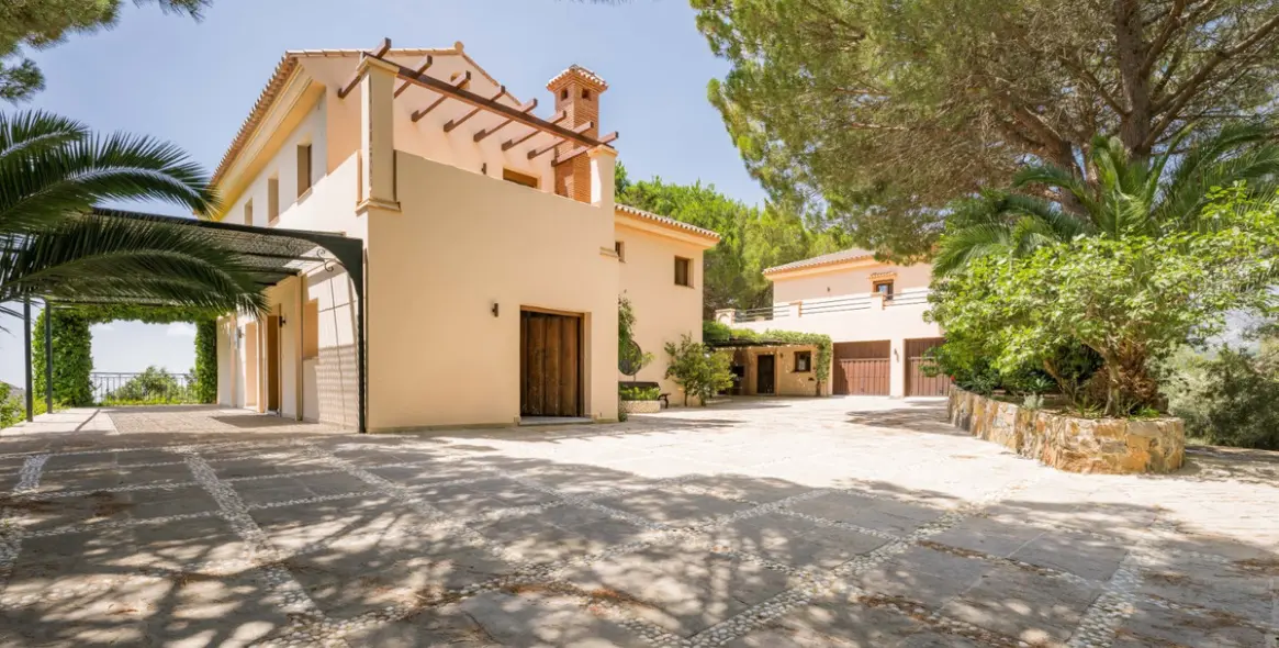 Sale of detached villa in Ojén 8