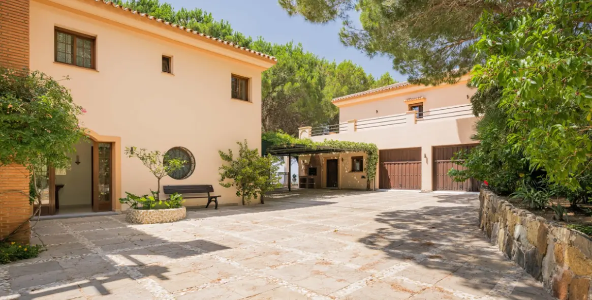 Sale of detached villa in Ojén 9