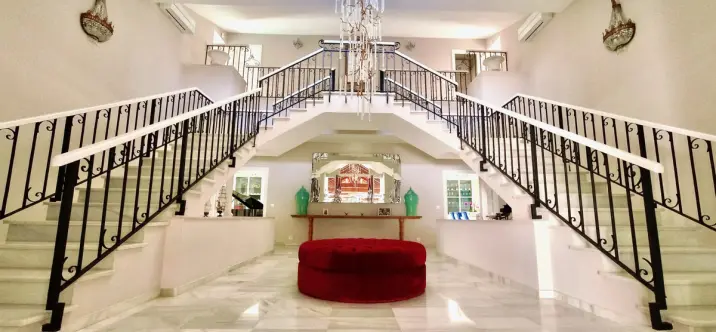 Long-term rent of detached villa in El Paraiso 1