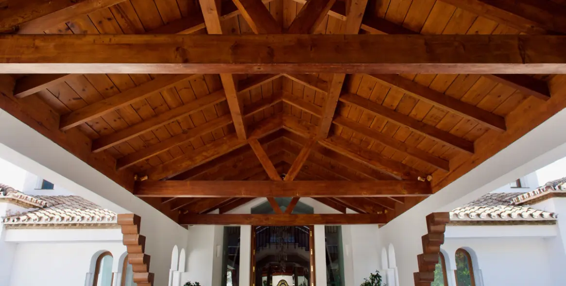 Long-term rent of detached villa in El Paraiso 15