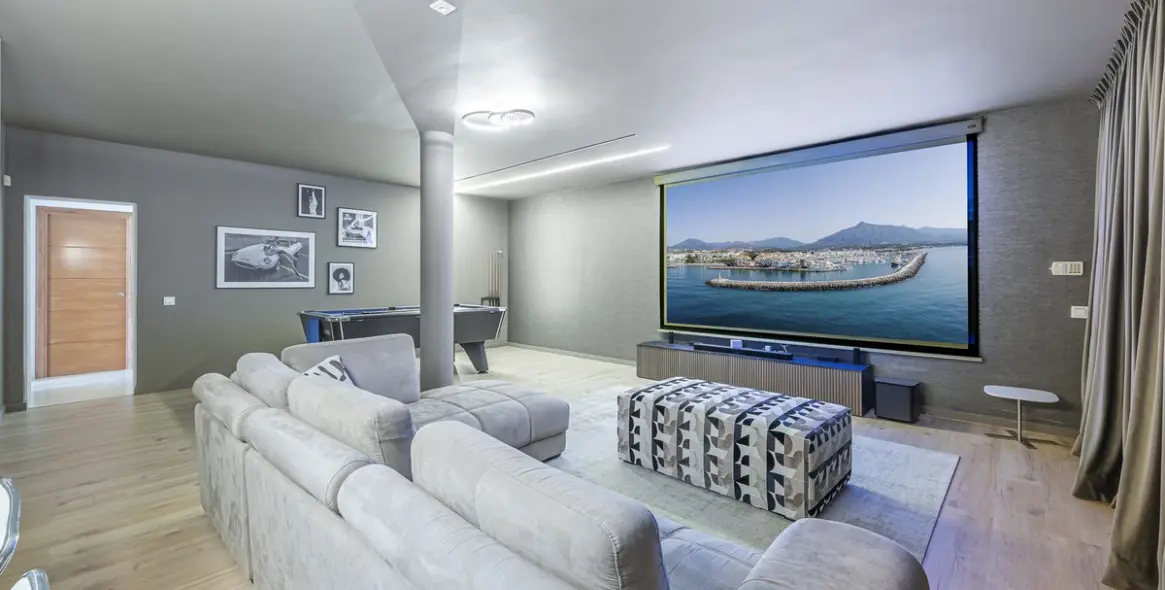 Продажа  отдельно стоящей виллы в Nueva Andalucía 42