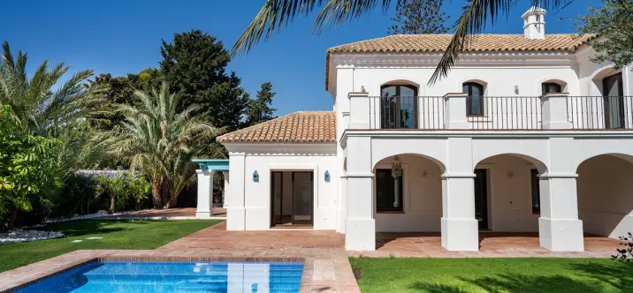 Venta de villa independiente en Guadalmina Baja 0
