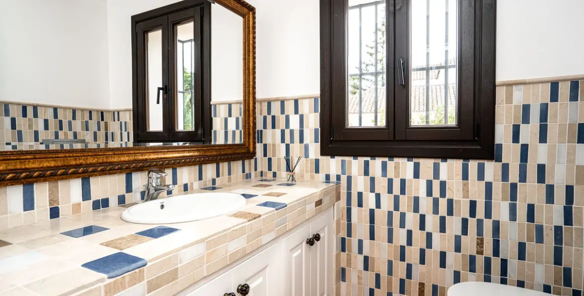 Venta de villa independiente en Guadalmina Baja 26