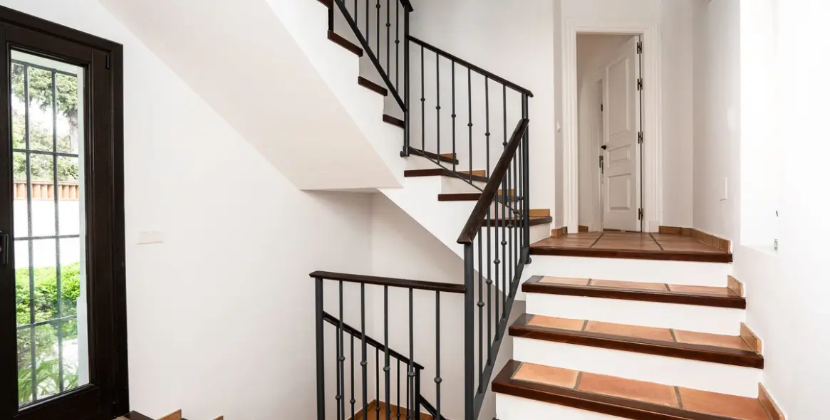 Venta de villa independiente en Guadalmina Baja 27