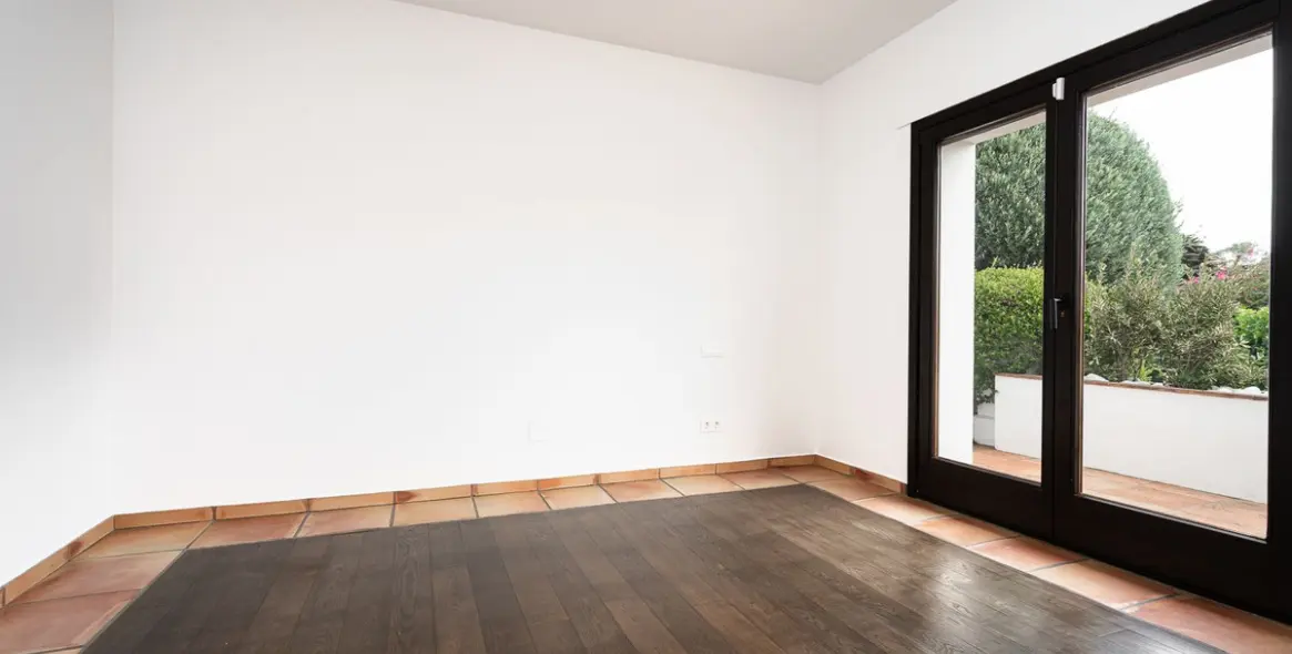 Venta de villa independiente en Guadalmina Baja 33