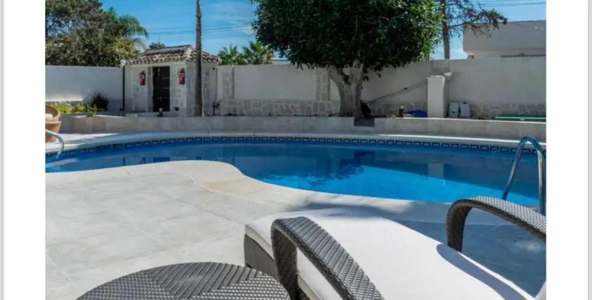 Sale of detached villa in Marbella East (district Marbesa) 2