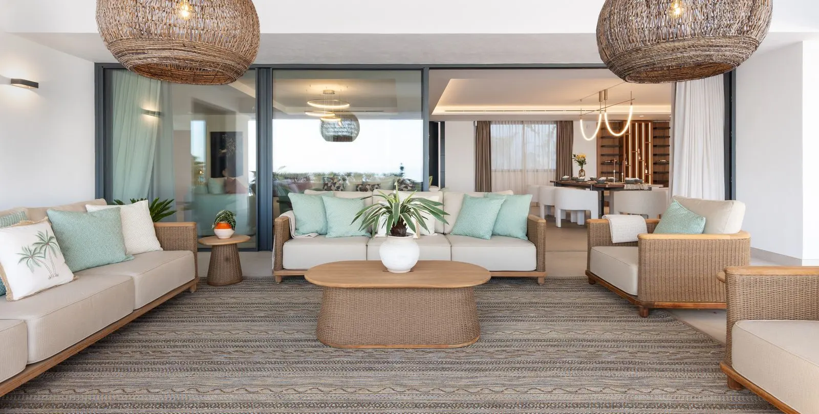 Venta de villa independiente en Elviria 14