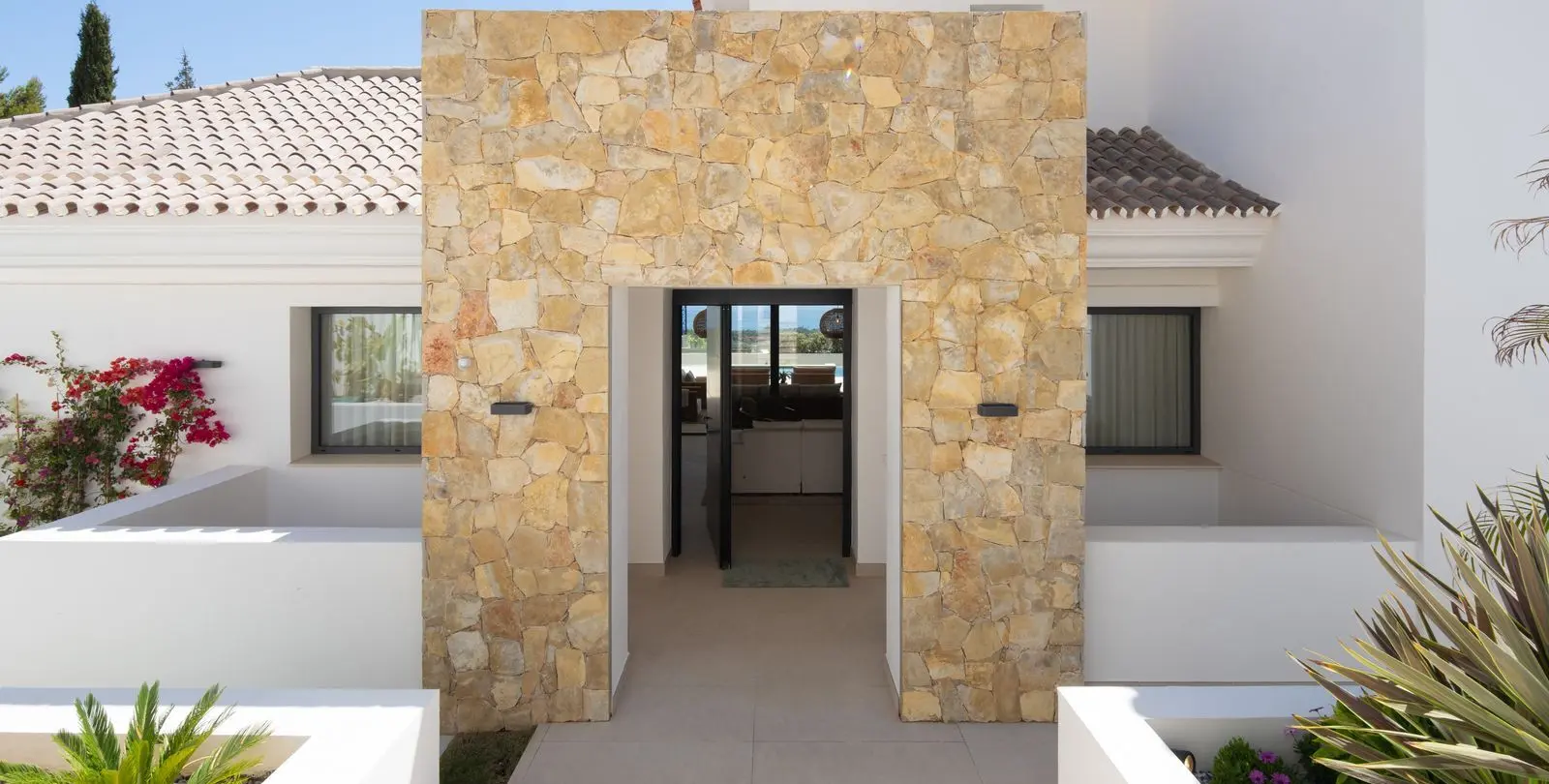 Venta de villa independiente en Elviria 40