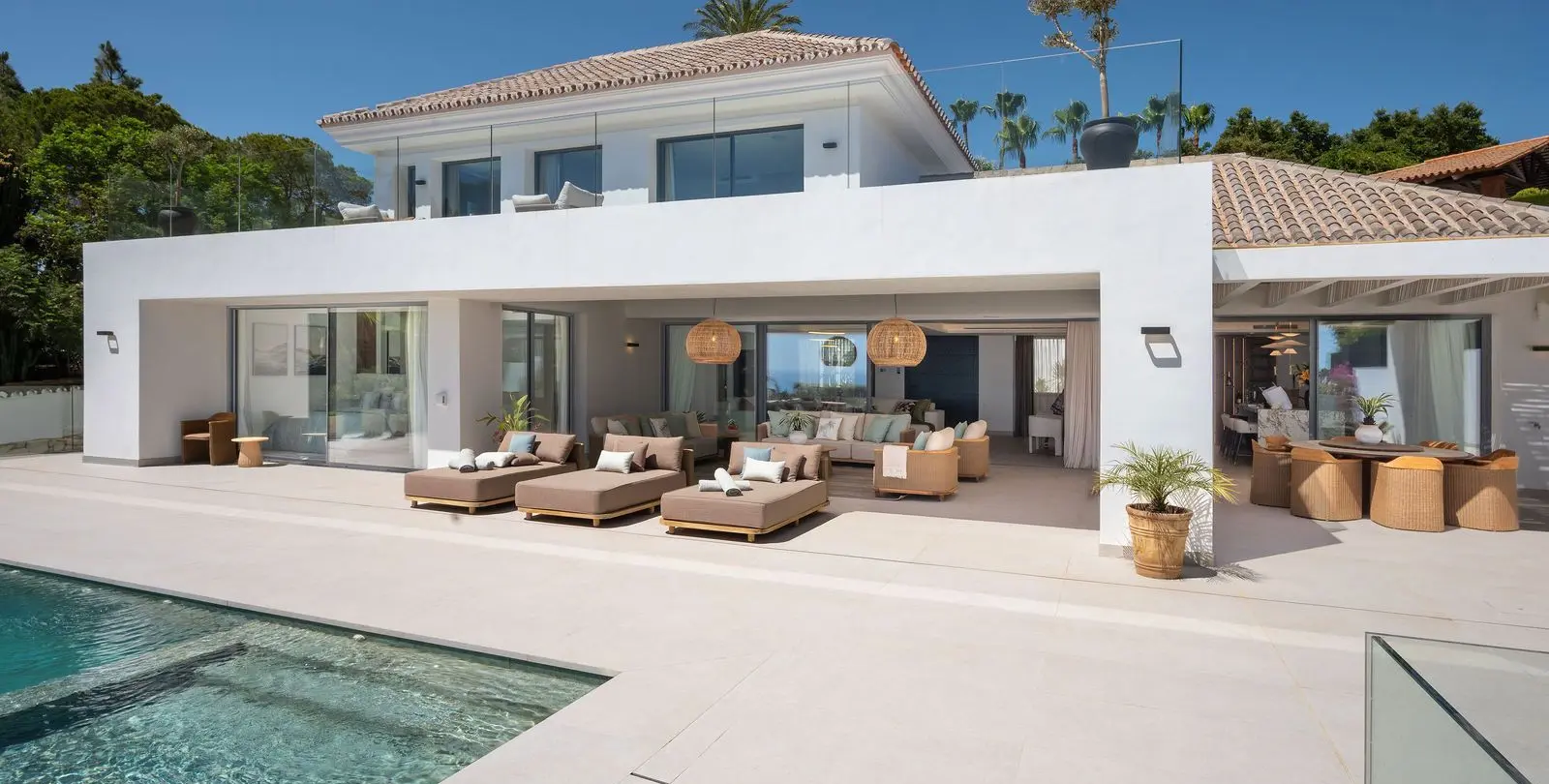 Venta de villa independiente en Elviria 44