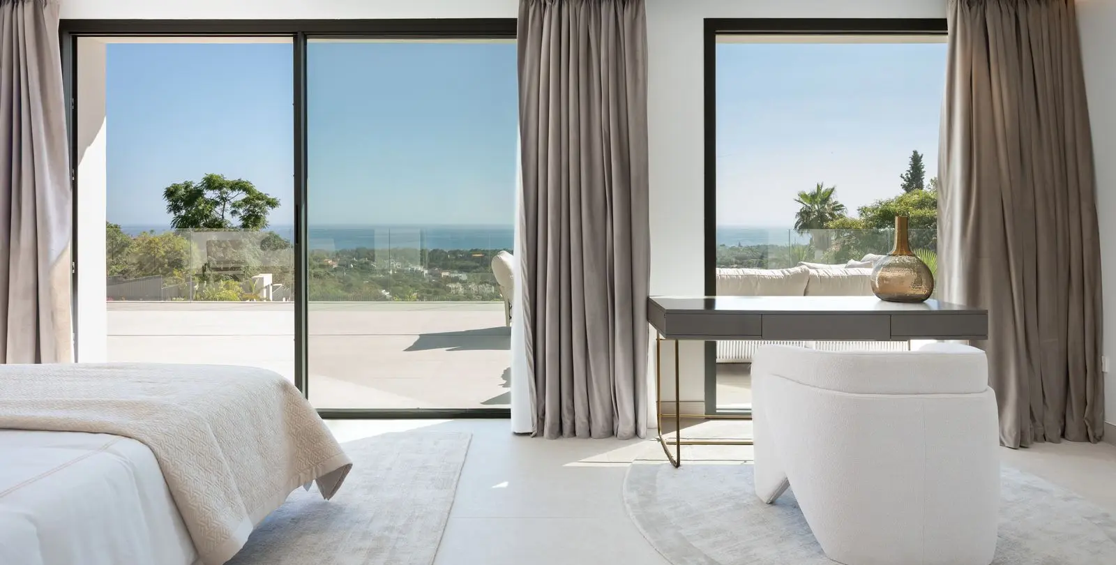 Venta de villa independiente en Elviria 49