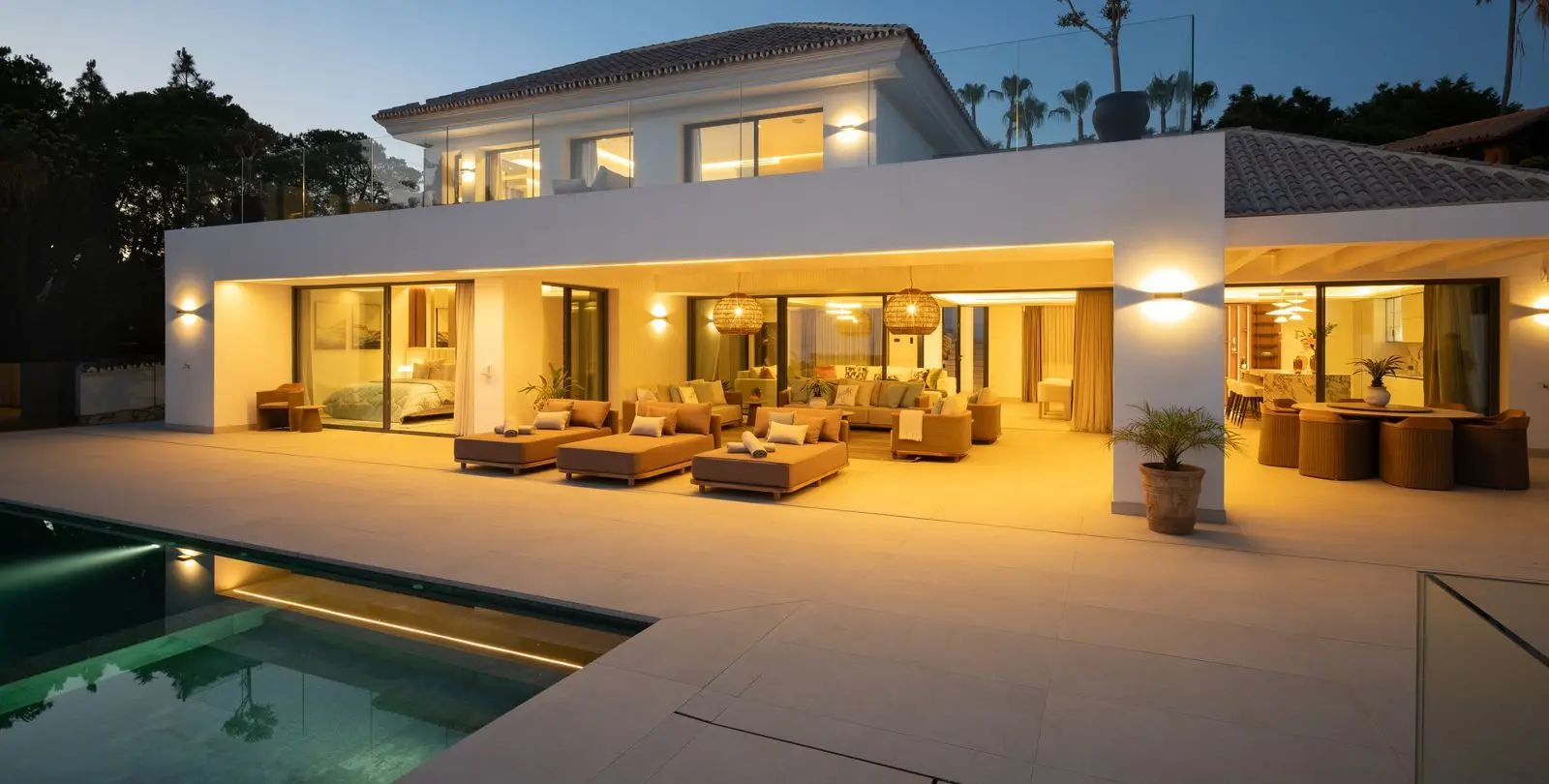 Venta de villa independiente en Elviria 71