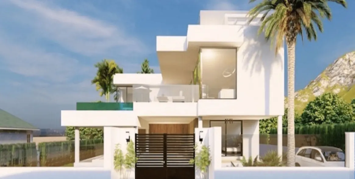 Sale of detached villa in Marbella 19