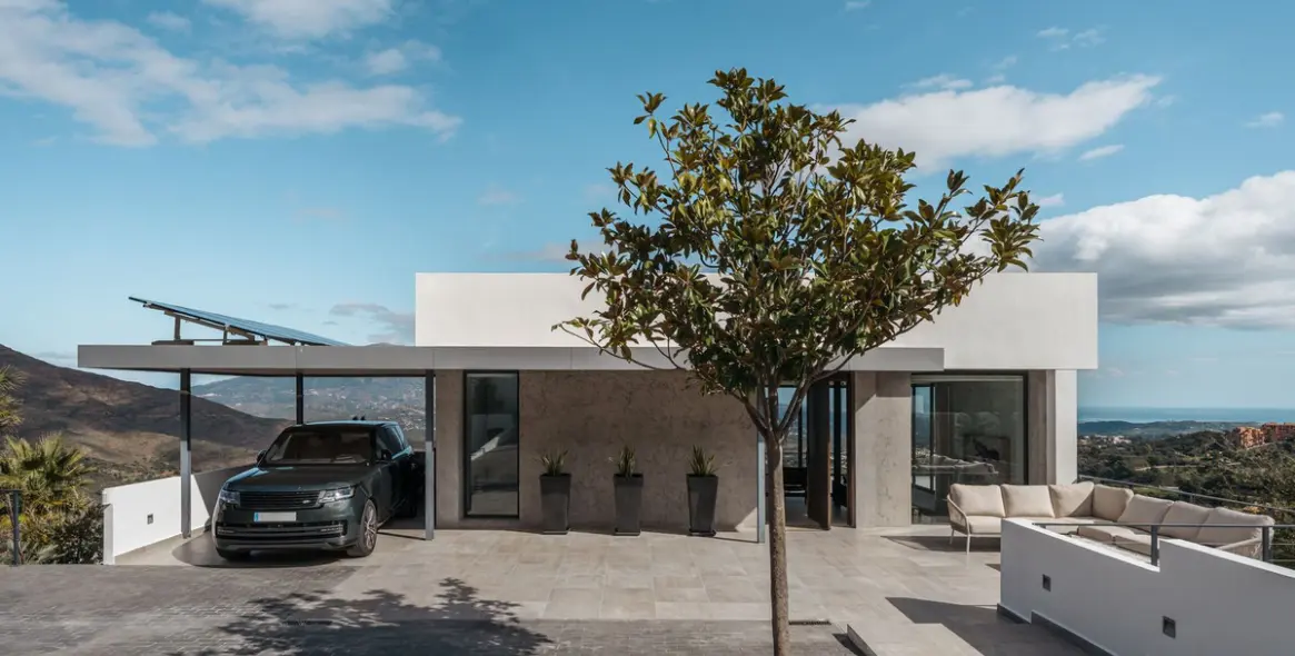 Venta de villa independiente en Marbella East (distrito La Mairena) 6