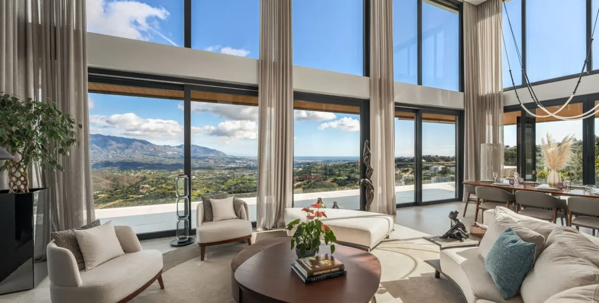 Venta de villa independiente en Marbella East (distrito La Mairena) 7