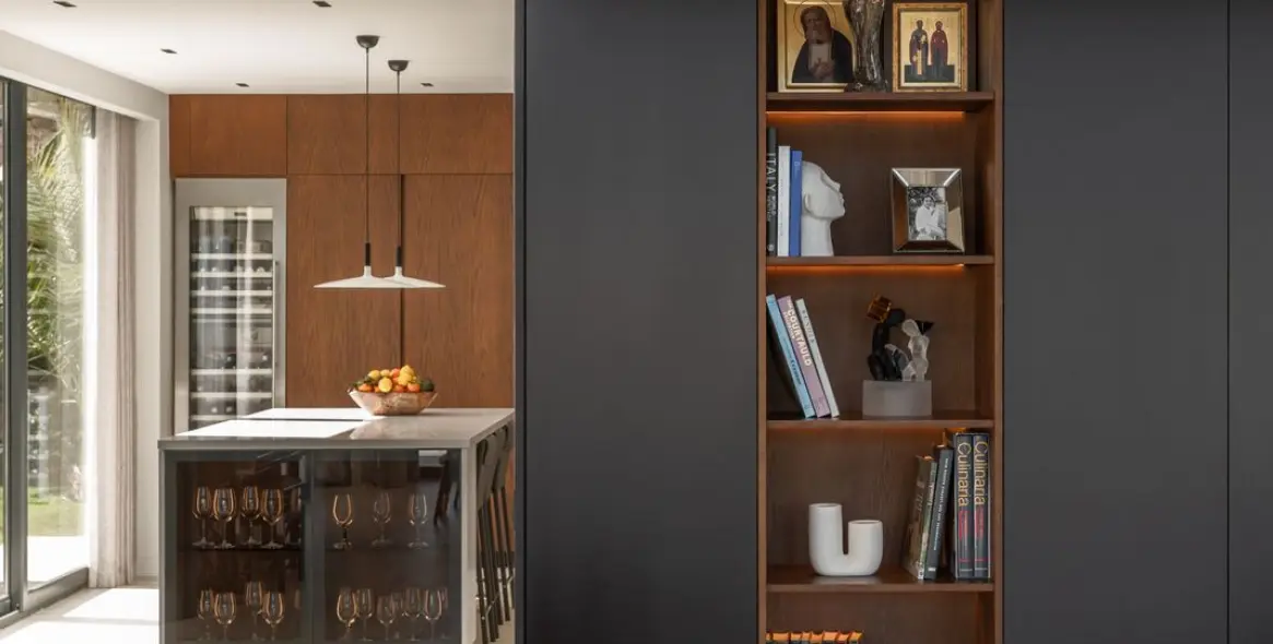 Продажа  отдельно стоящей виллы в La Mairena 14