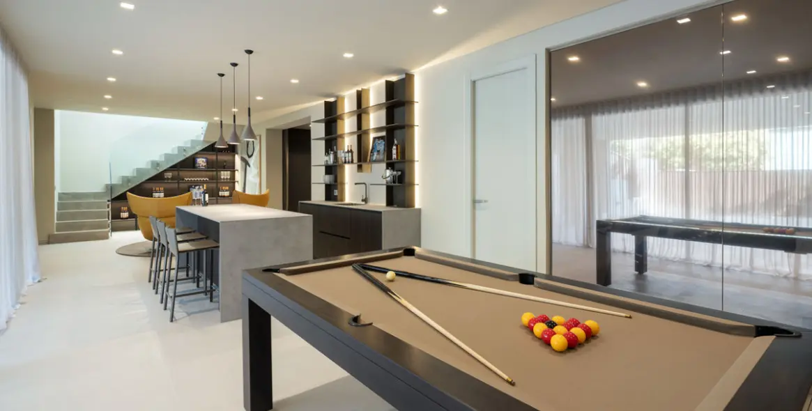 Sale of detached villa in Los Flamingos 30