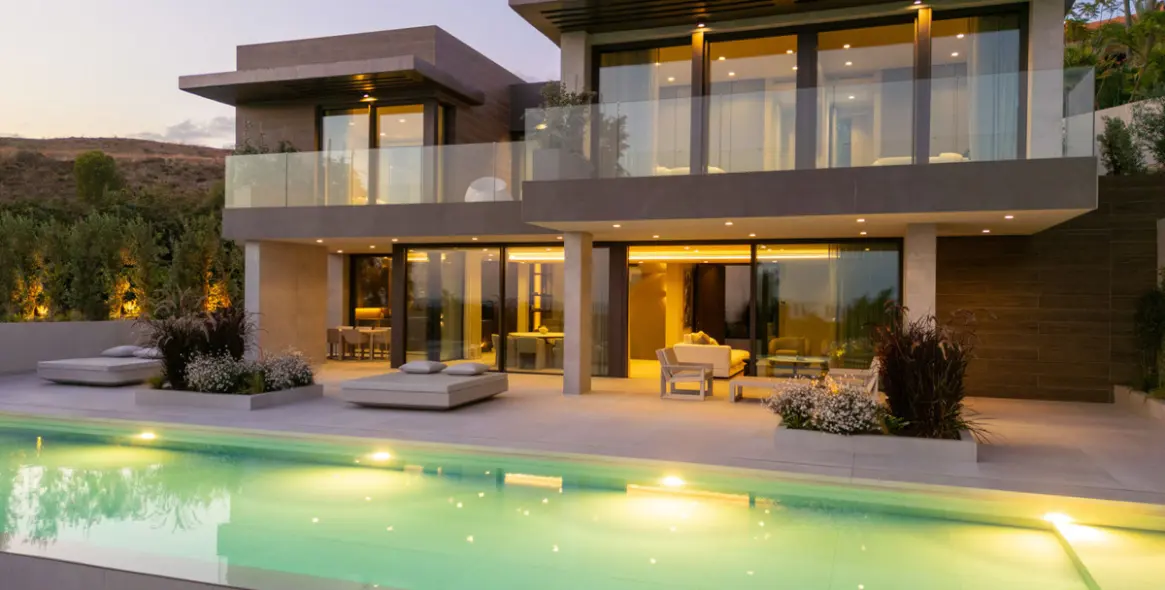 Sale of detached villa in Los Flamingos 36