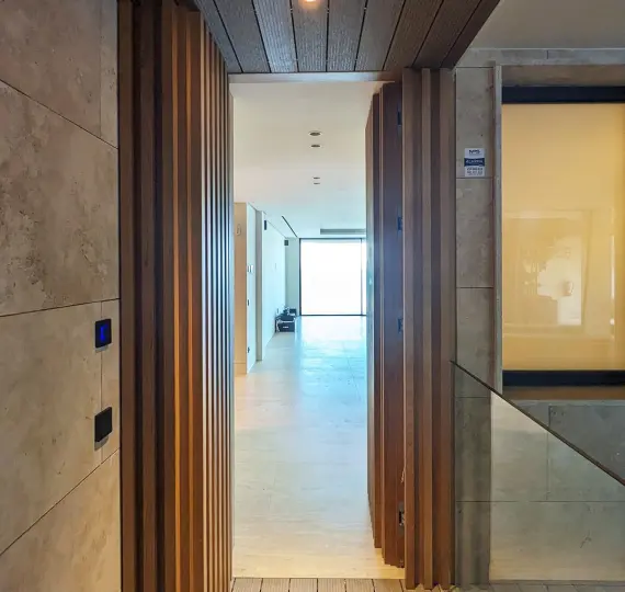 Middle floor apartment R4851295