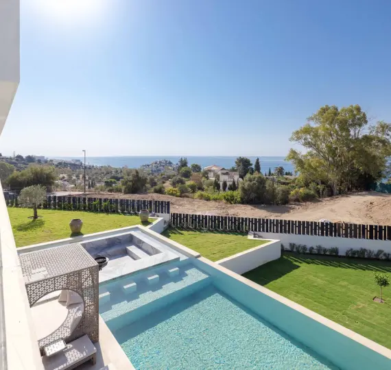 Detached villa R5130820