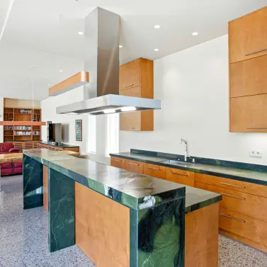 Sale of detached villa in Elviria