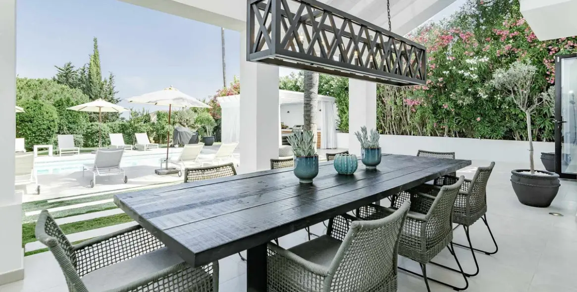 Long-term rent of detached villa in Nueva Andalucía 12