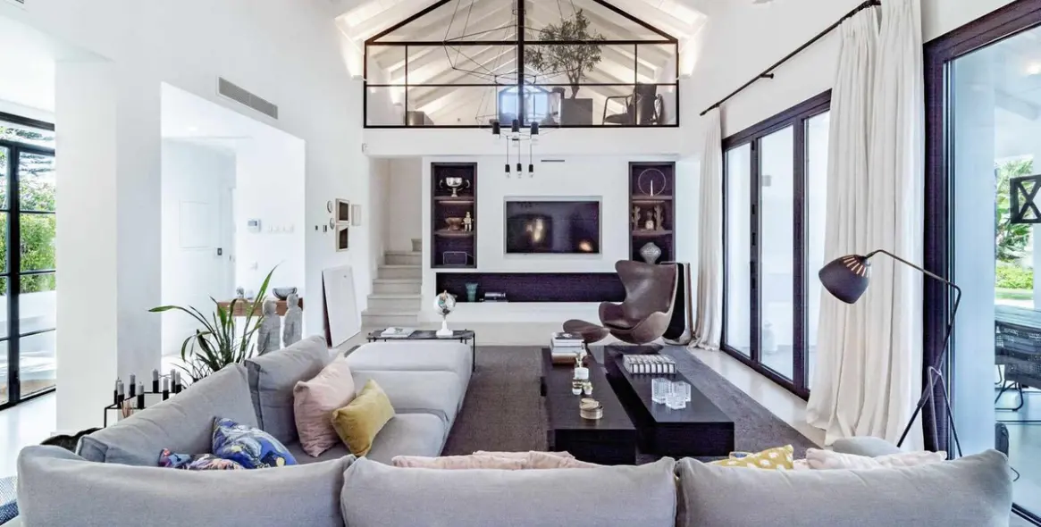 Long-term rent of detached villa in Nueva Andalucía 15