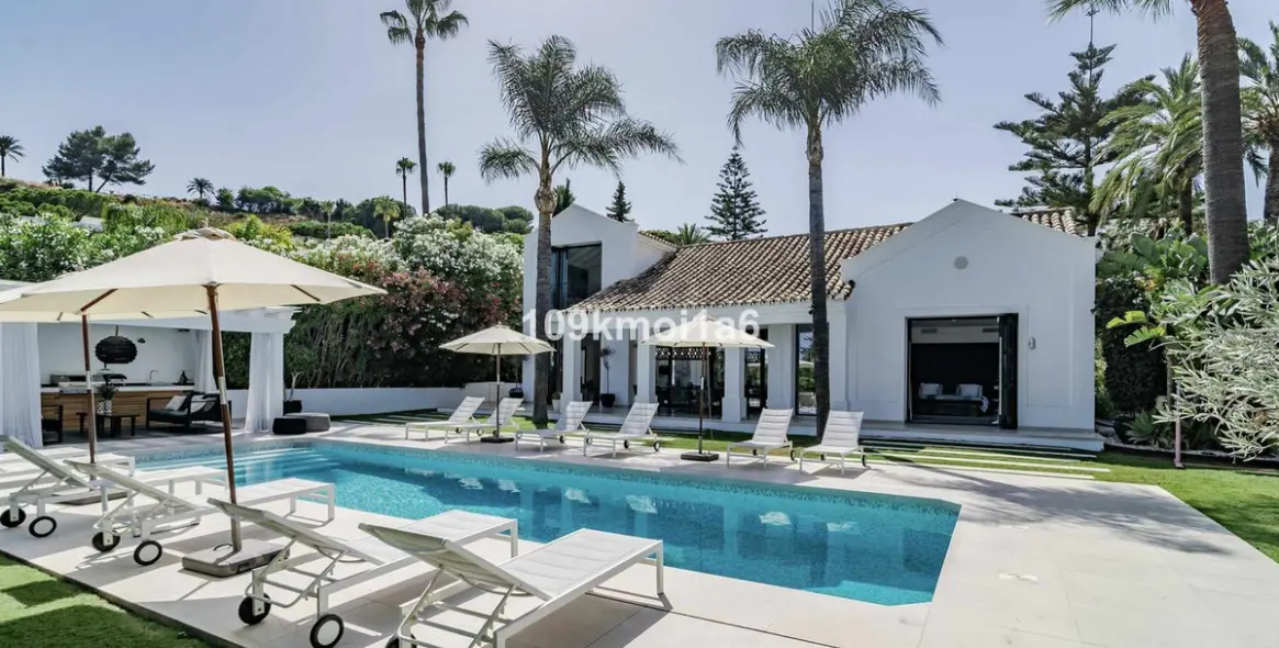 Долгосрочная аренда  отдельно стоящей виллы в Nueva Andalucía 32