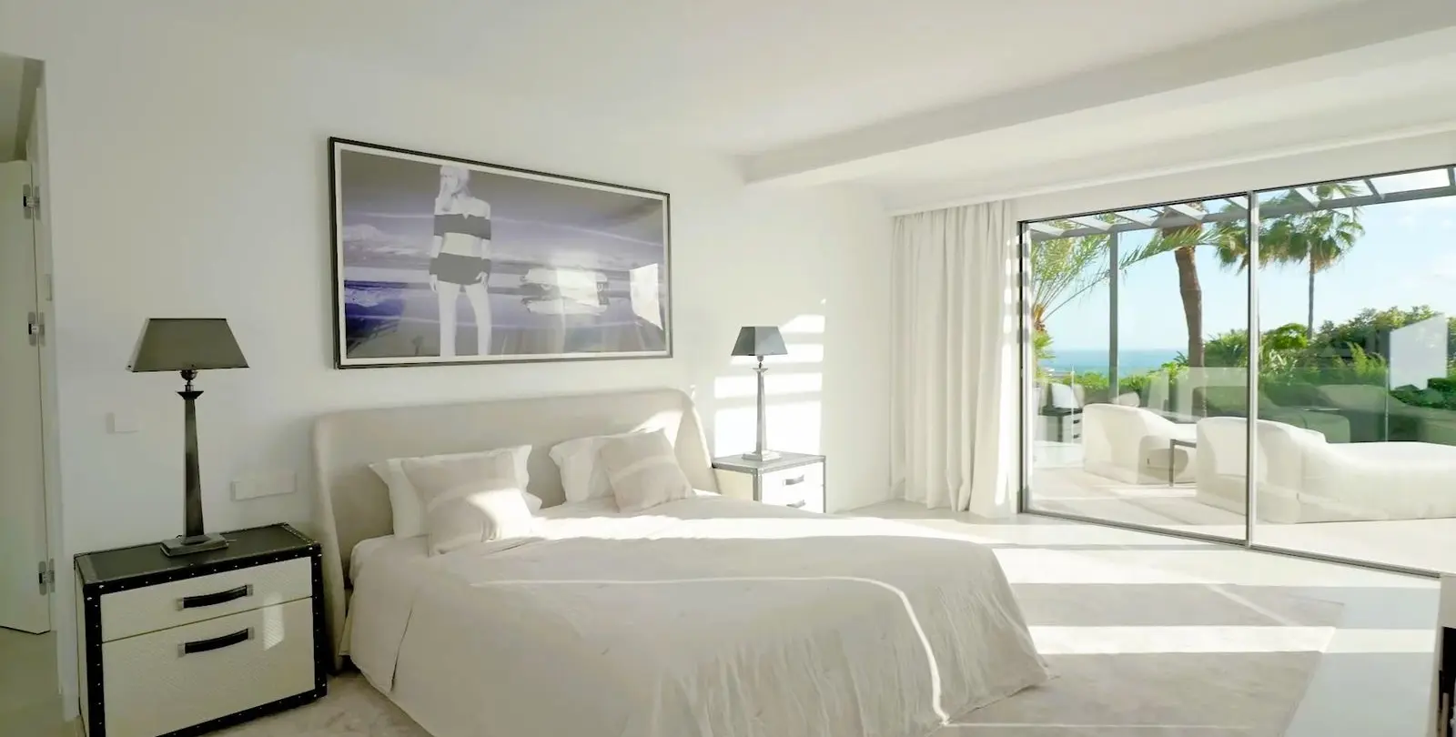 Sale of detached villa in The Golden Mile 18