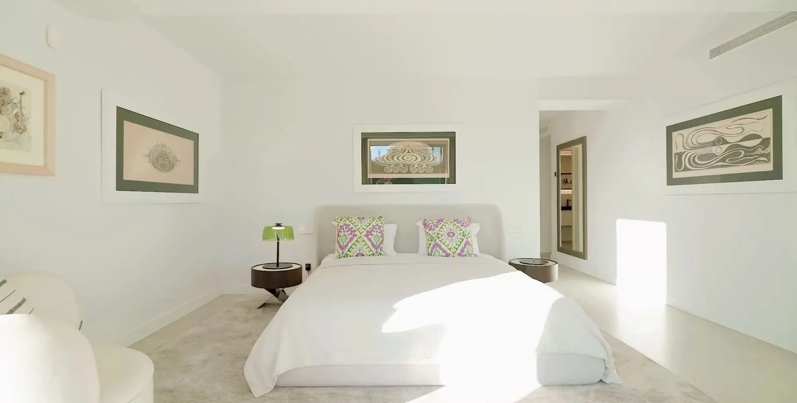 Sale of detached villa in The Golden Mile 24