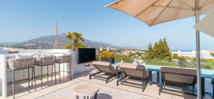 Venta de villa independiente en Nueva Andalucía 2