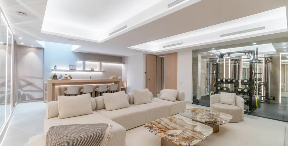 Sale of detached villa in Nueva Andalucía 5