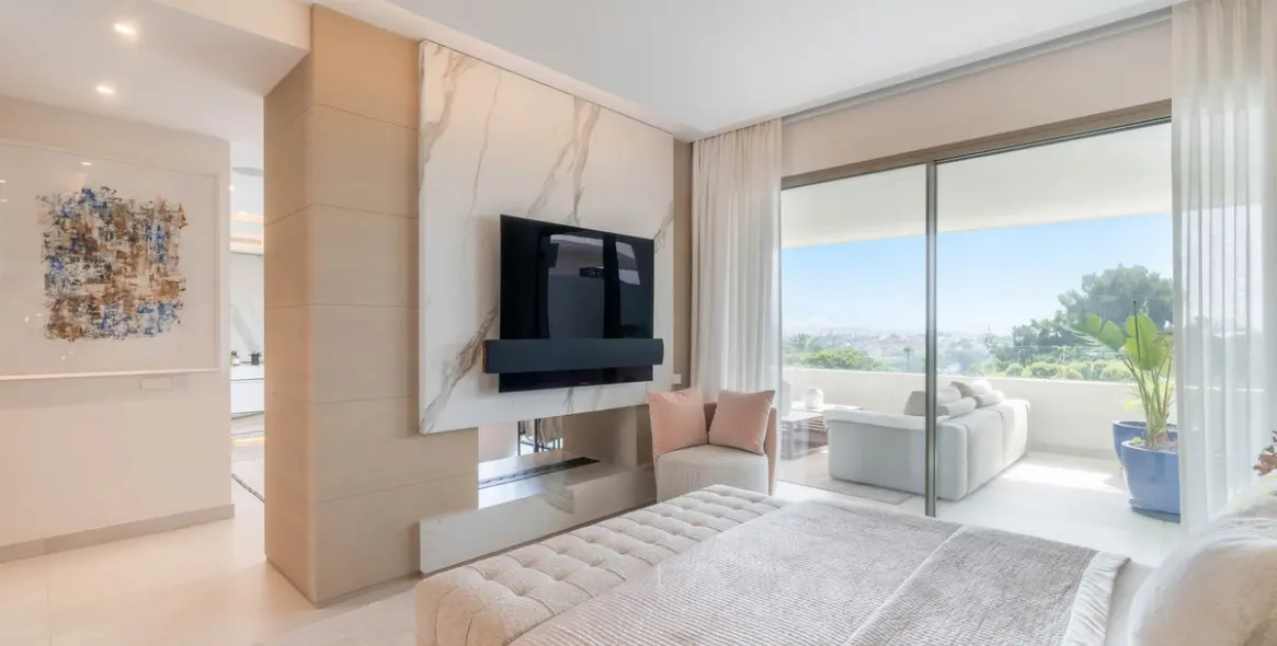 Sale of detached villa in Nueva Andalucía 6