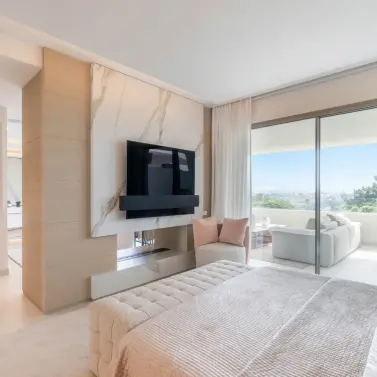 Venta de villa independiente en Nueva Andalucía