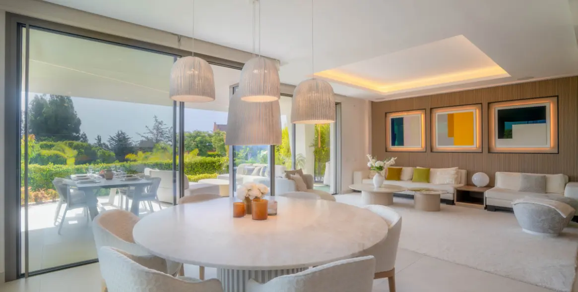 Sale of detached villa in Nueva Andalucía 8