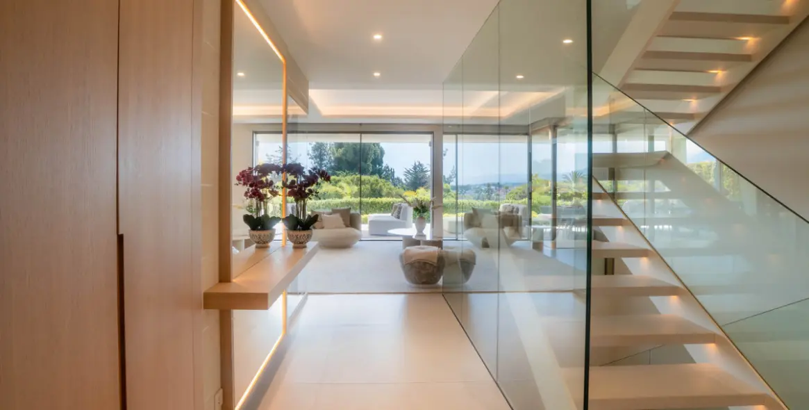 Sale of detached villa in Nueva Andalucía 9