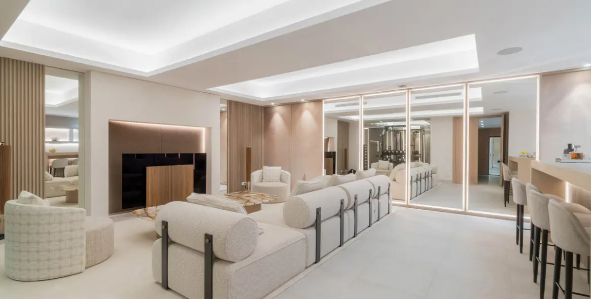 Venta de villa independiente en Nueva Andalucía 40