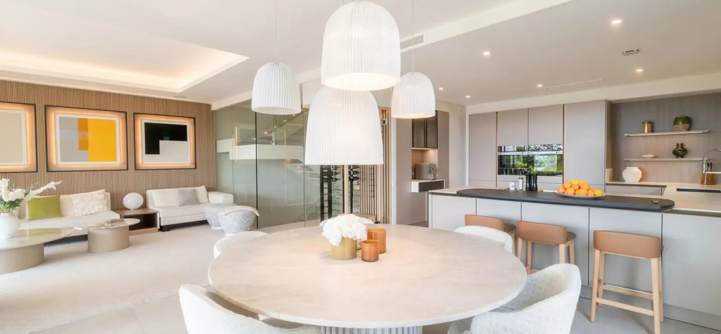 Sale of detached villa in Nueva Andalucía 3