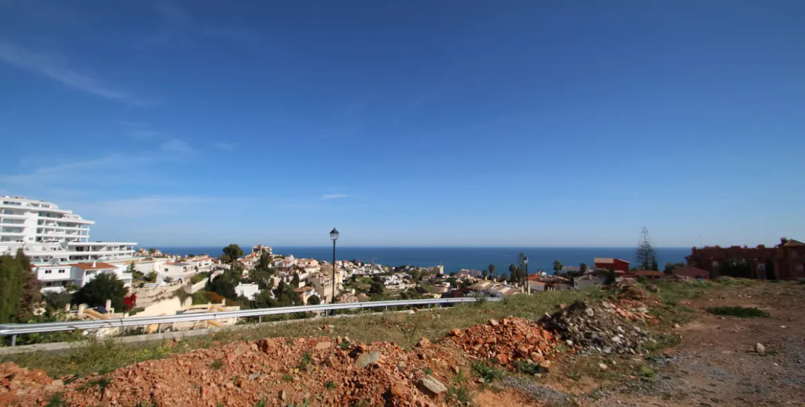 Sale of residential plot in Fuengirola 9