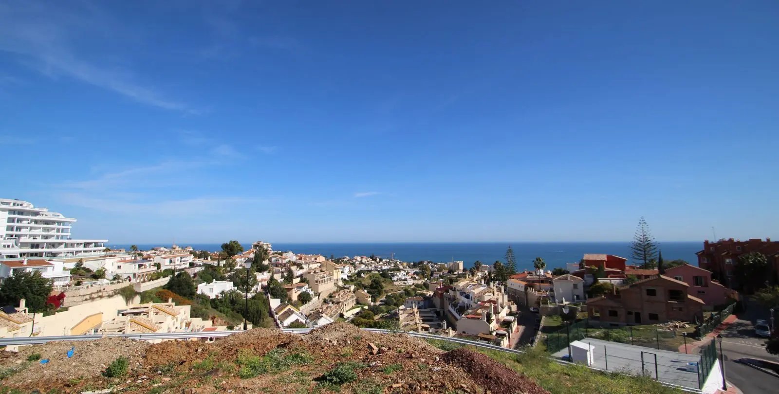 Venta de parcela residencial en Fuengirola 2