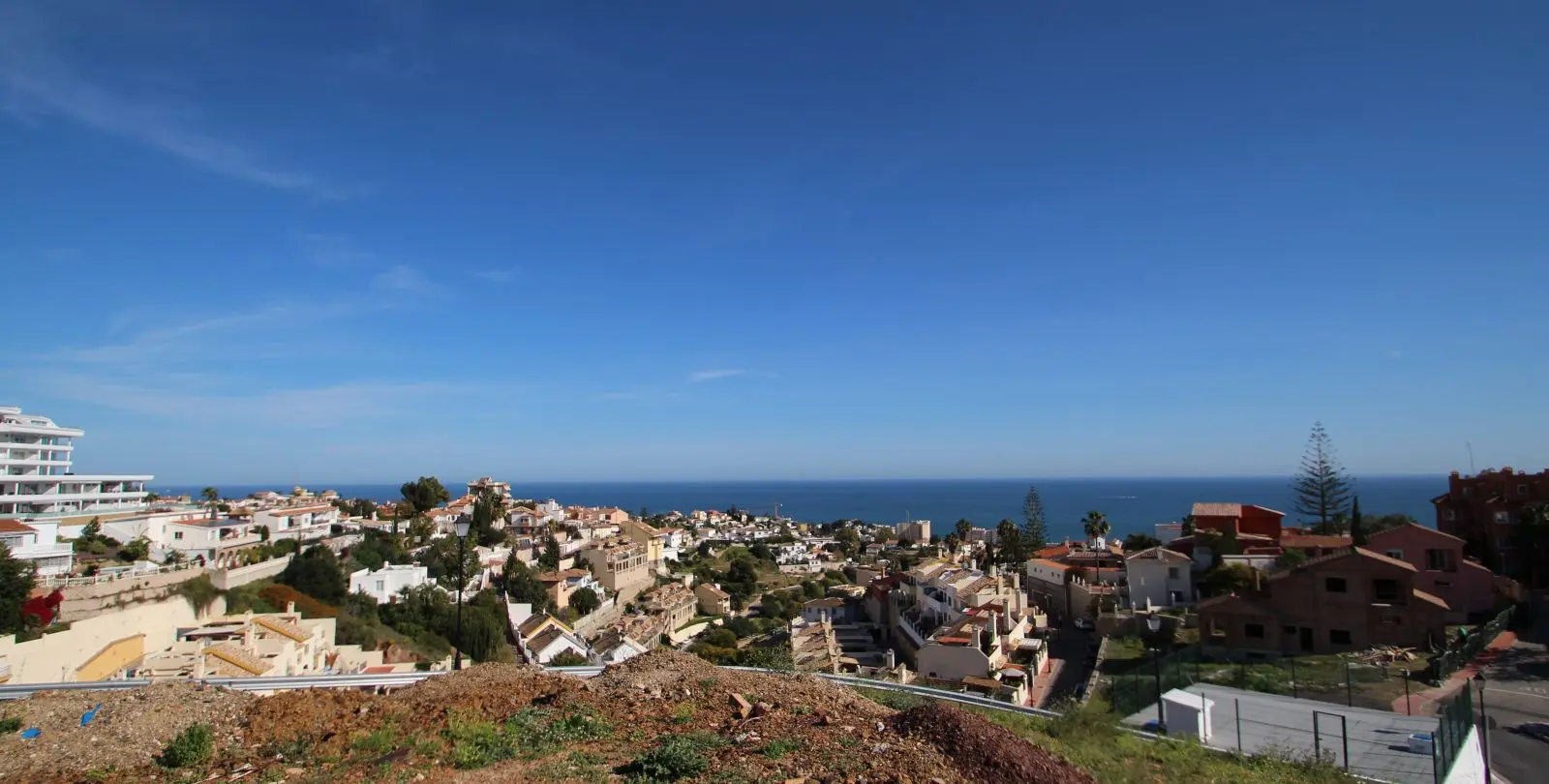Venta de parcela residencial en Fuengirola 3
